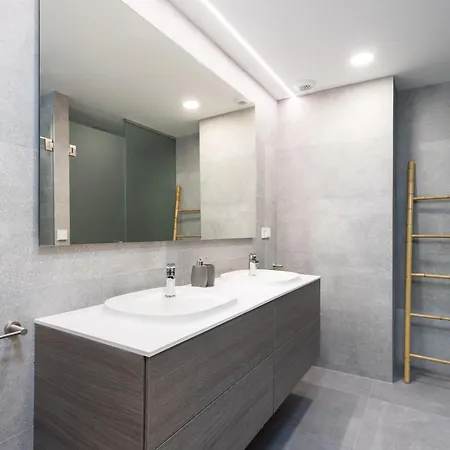 Home2book Design & Spacious Center شقة سانتا كروز دي تينيريف